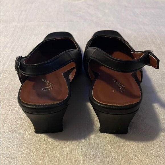 Peenge Black Slingback Women's Shoes - Picture 3 of 6